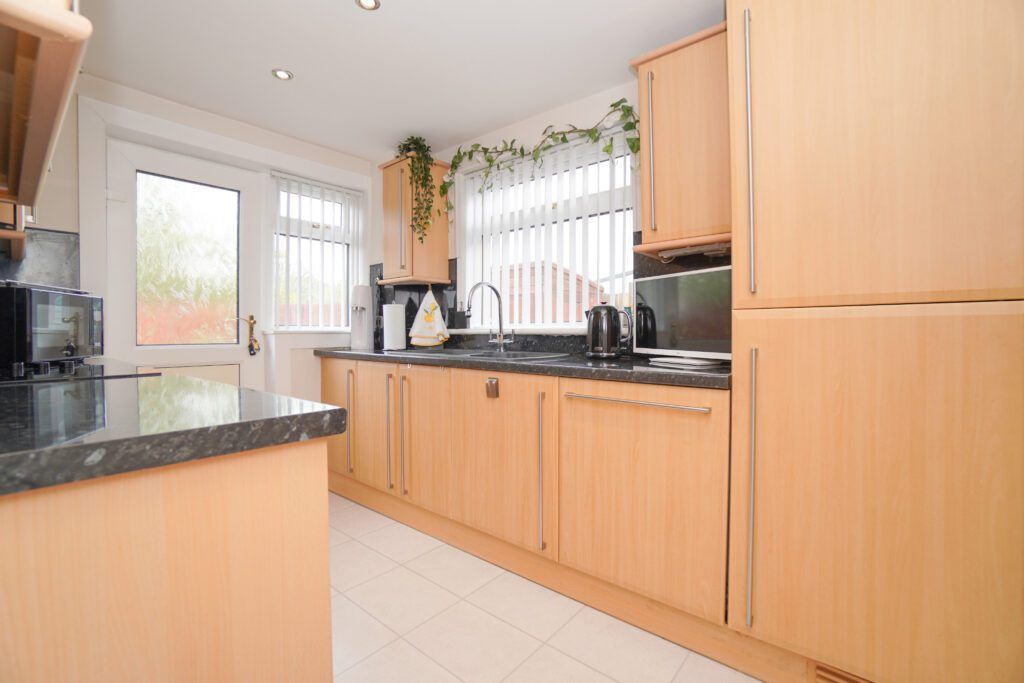 3 bed semi-detached house for sale in Craighirst Drive, Clydebank G81, £199,000