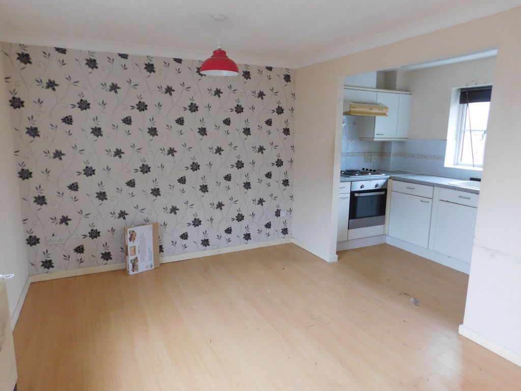 1 bed maisonette for sale in Middle Close, Swadlincote DE11, £100,000