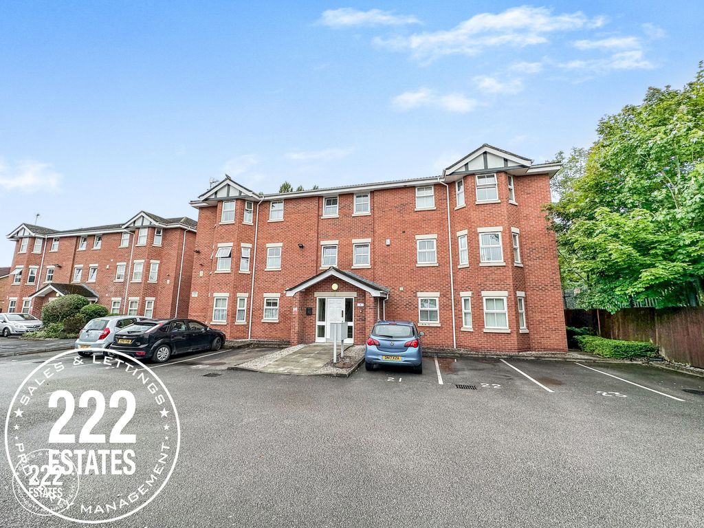 1 bed flat for sale in Norley Close, Warrington WA5, £80,000