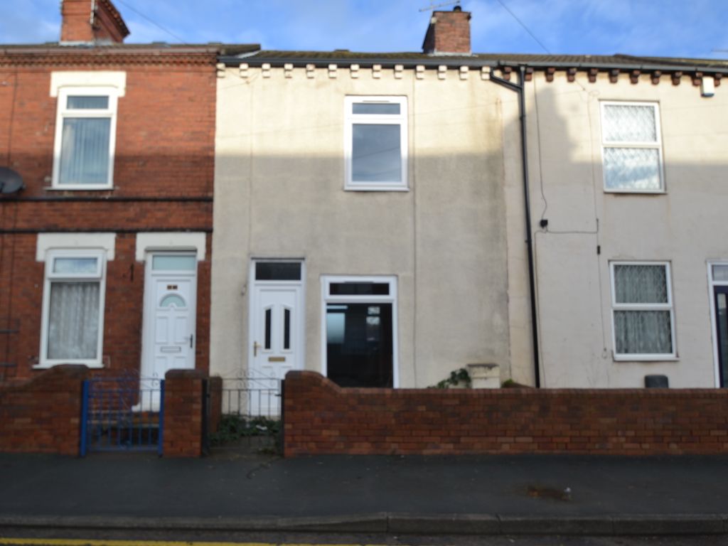 2 bed terraced house for sale in Barnsley Road, South Kirkby, Pontefract WF9, £80,000