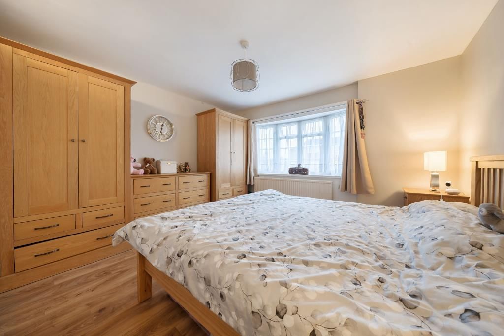 1 bed flat for sale in Aylesbury, Buckinghamshire HP21, £160,000