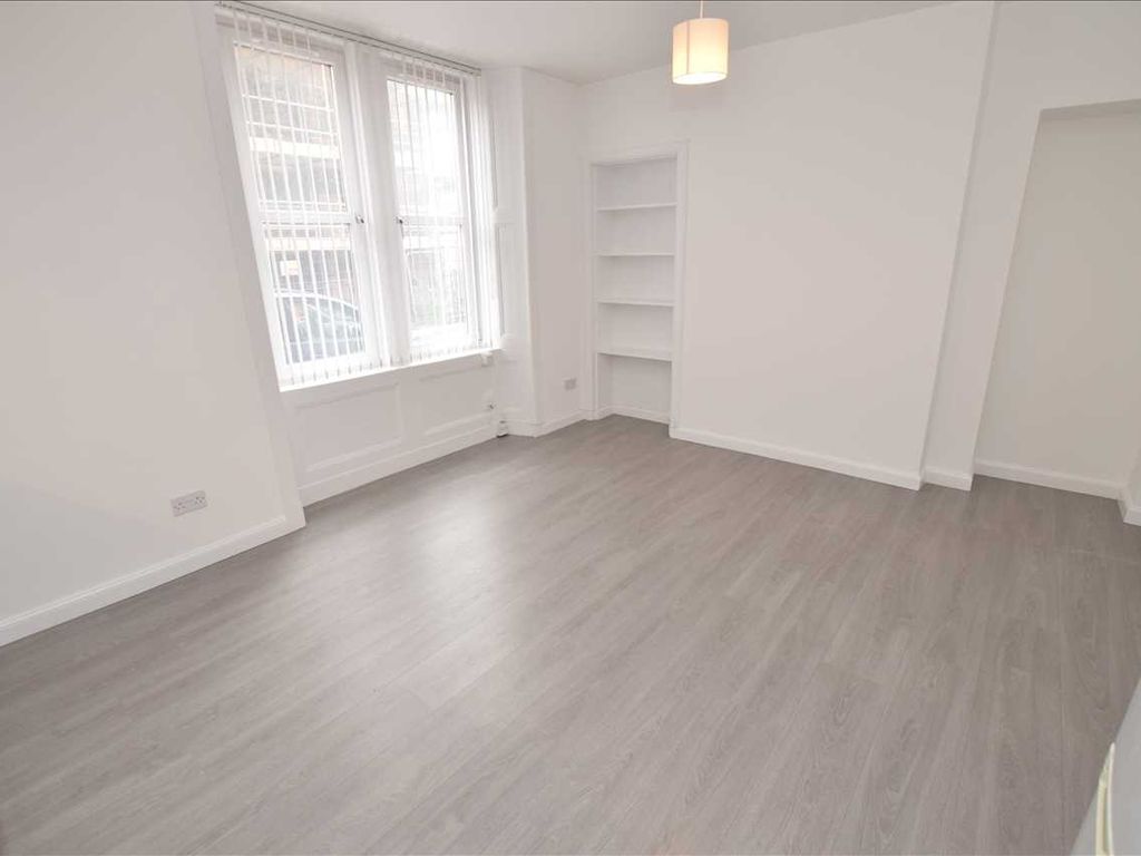 2 bed flat for sale in Avon Street, Hamilton ML3, £79,995