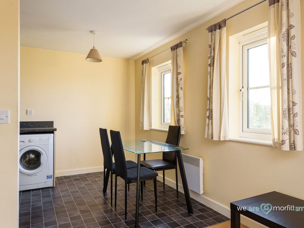 2 bed flat for sale in Queen Mary Rise, Parklands S2, £105,000