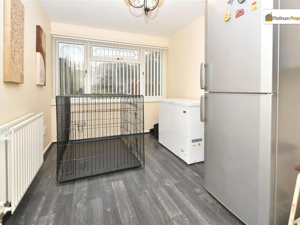3 bed detached house for sale in Melchester Grove, Lightwood ST3, £269,950