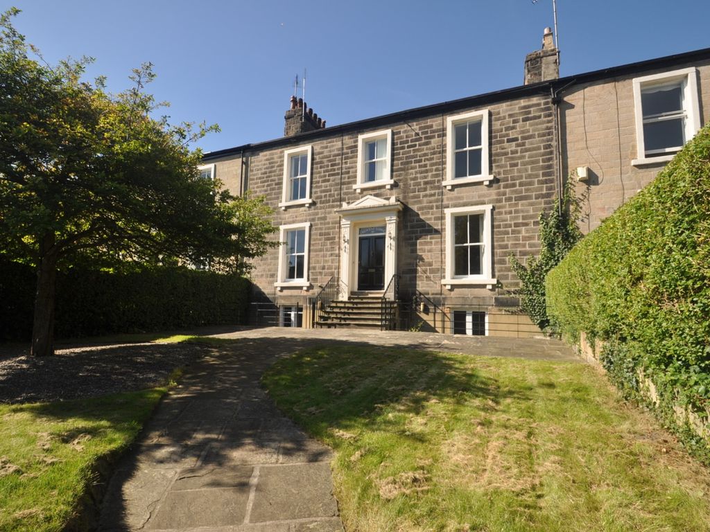 5 bed terraced house to rent in Swan Road, Harrogate, North Yorkshire HG1, £3,500 pcm