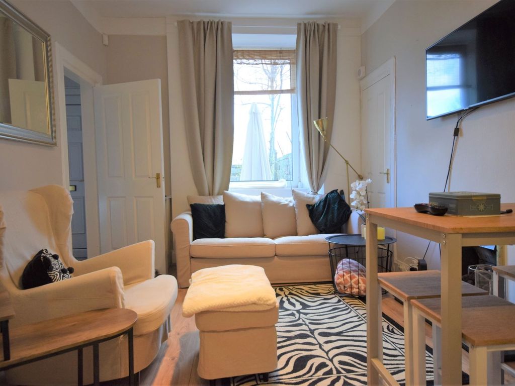 1 bed flat for sale in Albion Place, Leith, Edinburgh EH7, £157,000