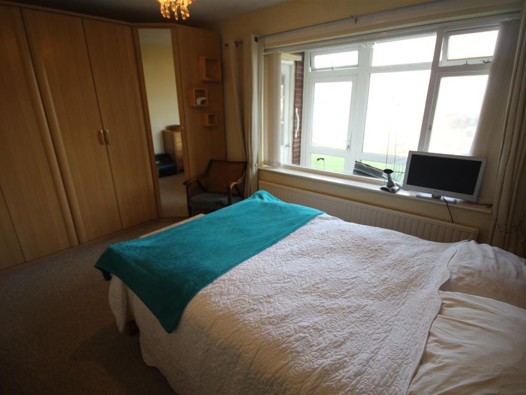 2 bed flat for sale in 52 Ffordd Naddyn, Glan Conwy, Colwyn Bay LL28, £185,000