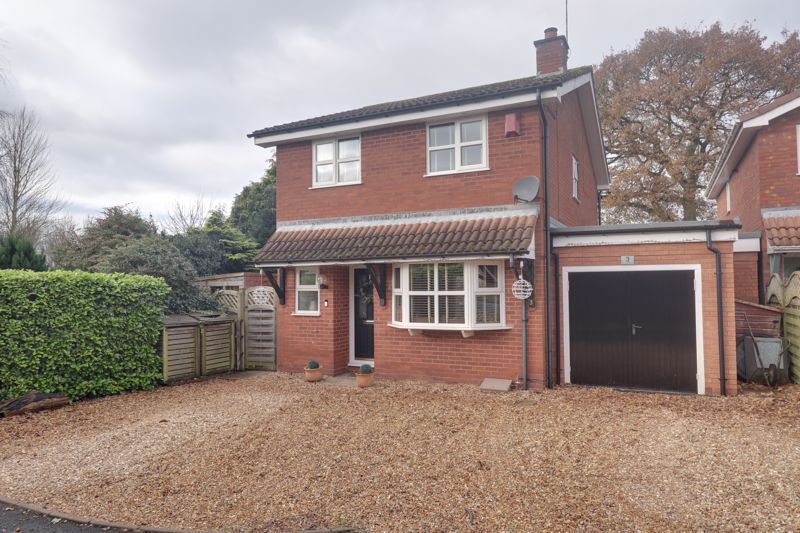 3 bed detached house for sale in Orchard Close, Coven, Wolverhampton WV9, £385,000
