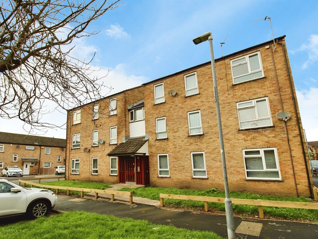 2 bed flat for sale in Cherrydale Road, Ely, Cardiff CF5, £110,000