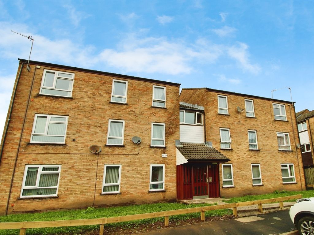 2 bed flat for sale in Cherrydale Road, Ely, Cardiff CF5, £110,000