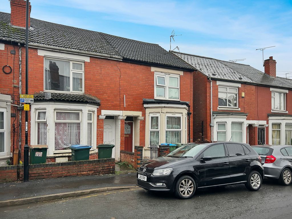 2 bed end terrace house for sale in Humber Avenue, Stoke CV1, £180,000