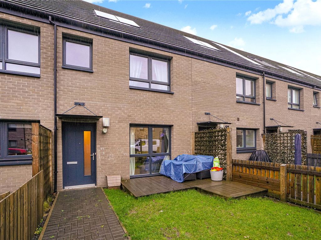 3 bed terraced house for sale in Ashgrove Street, Dalmarnock, Glasgow G40, £239,000