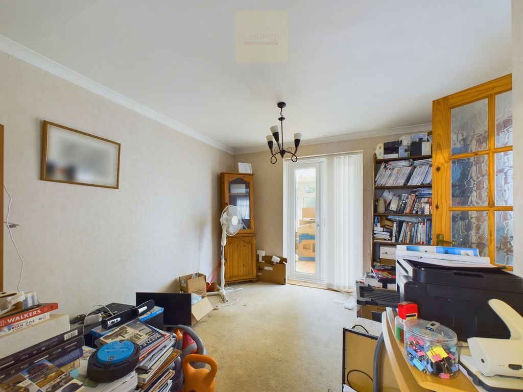 3 bed detached house for sale in Braithwaite Close, Ketton PE9, £300,000