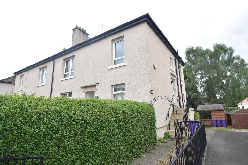 2 bed flat for sale in Locksley Avenue, Knightswood G13, £119,999