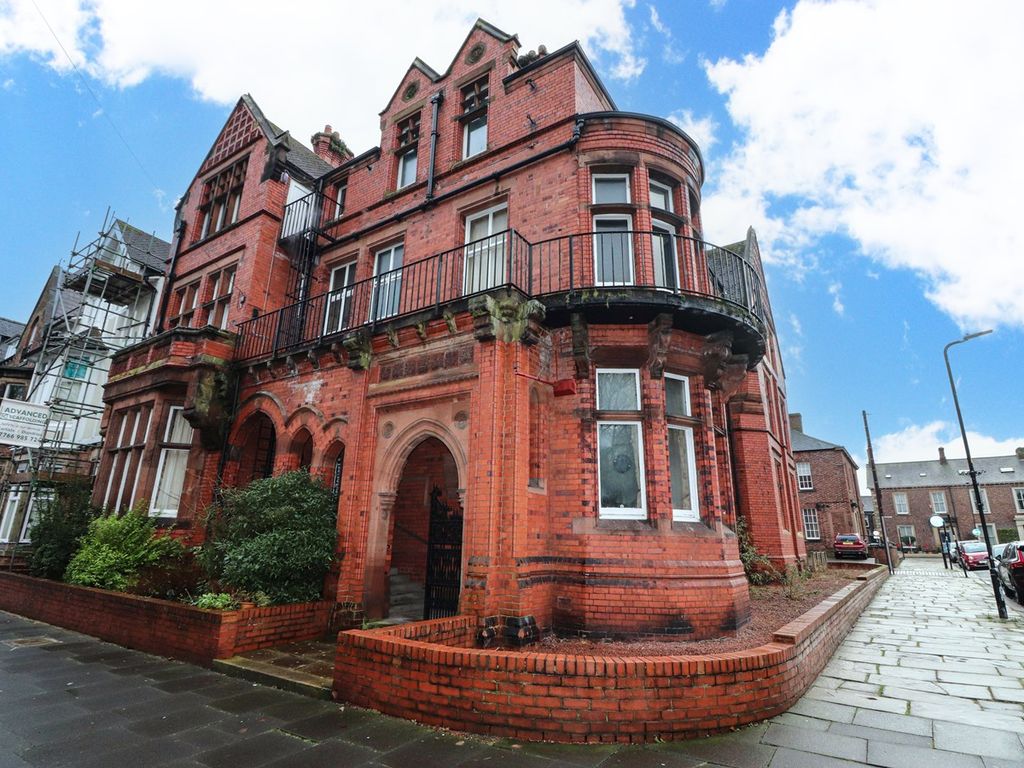 1 bed flat for sale in Chatsworth Square, Carlisle CA1, £60,000