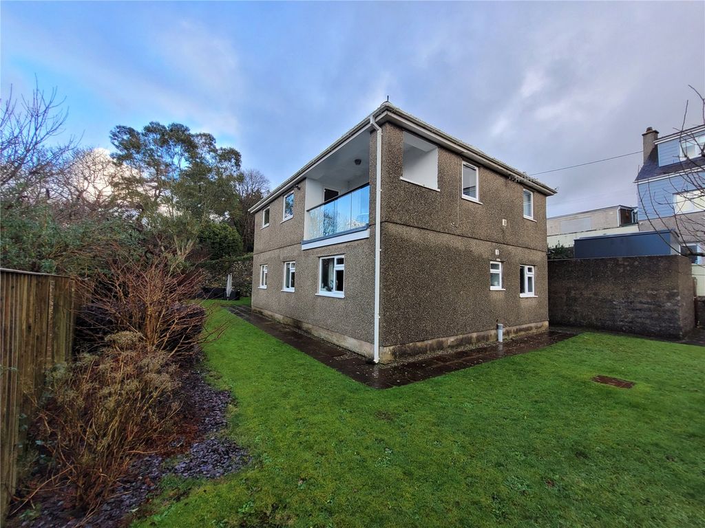 4 bed detached house for sale in Llanwnda, Caernarfon, Gwynedd LL54, £350,000