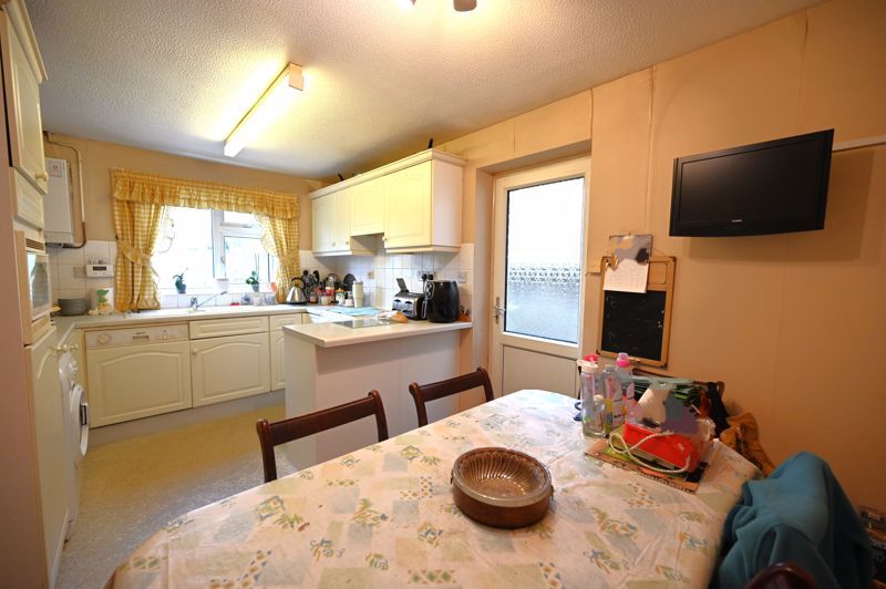 2 bed detached bungalow for sale in Furlong Close, Midsomer Norton, Radstock BA3, £299,950