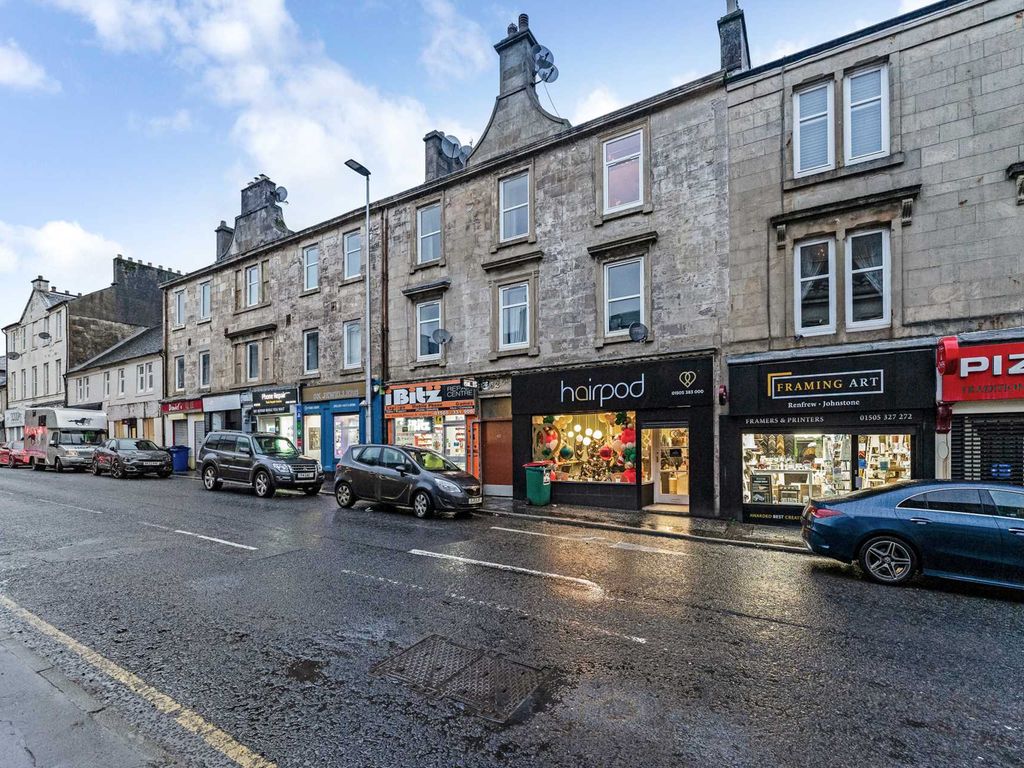 2 bed flat for sale in High Street, Johnstone PA5, £63,000