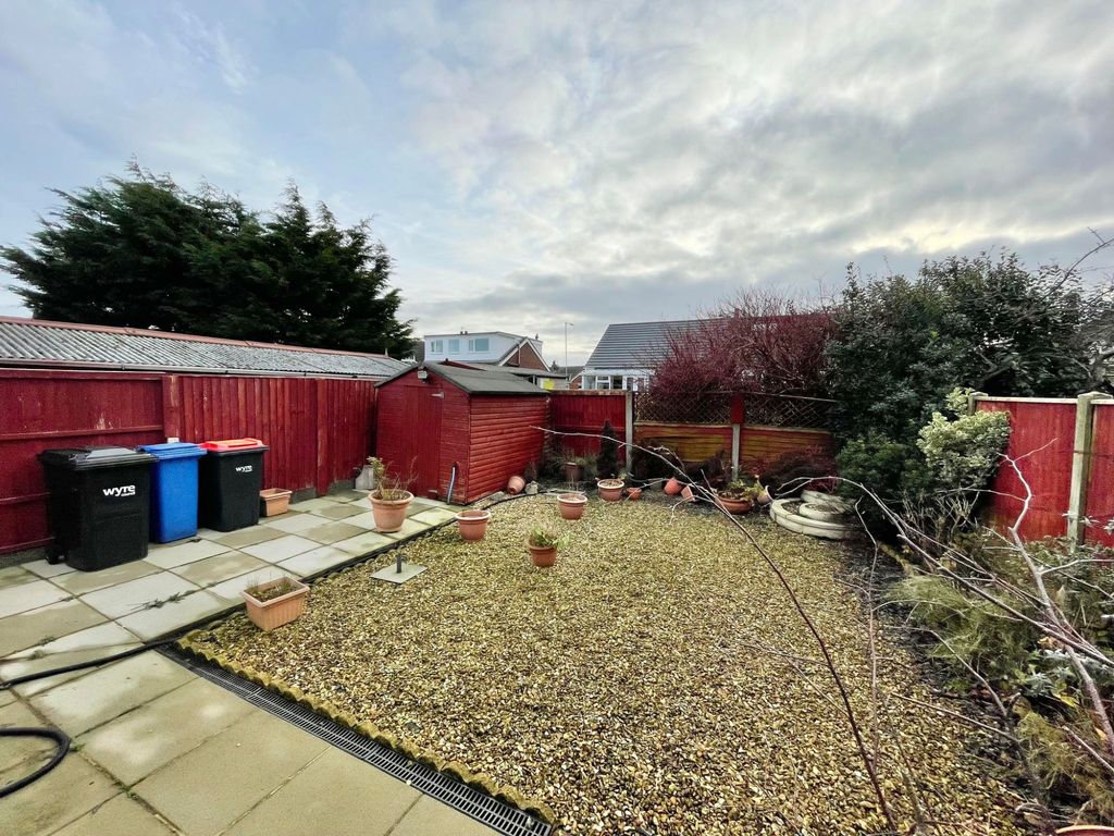 3 bed bungalow for sale in Eskdale Grove, Knott End On Sea FY6, £170,000
