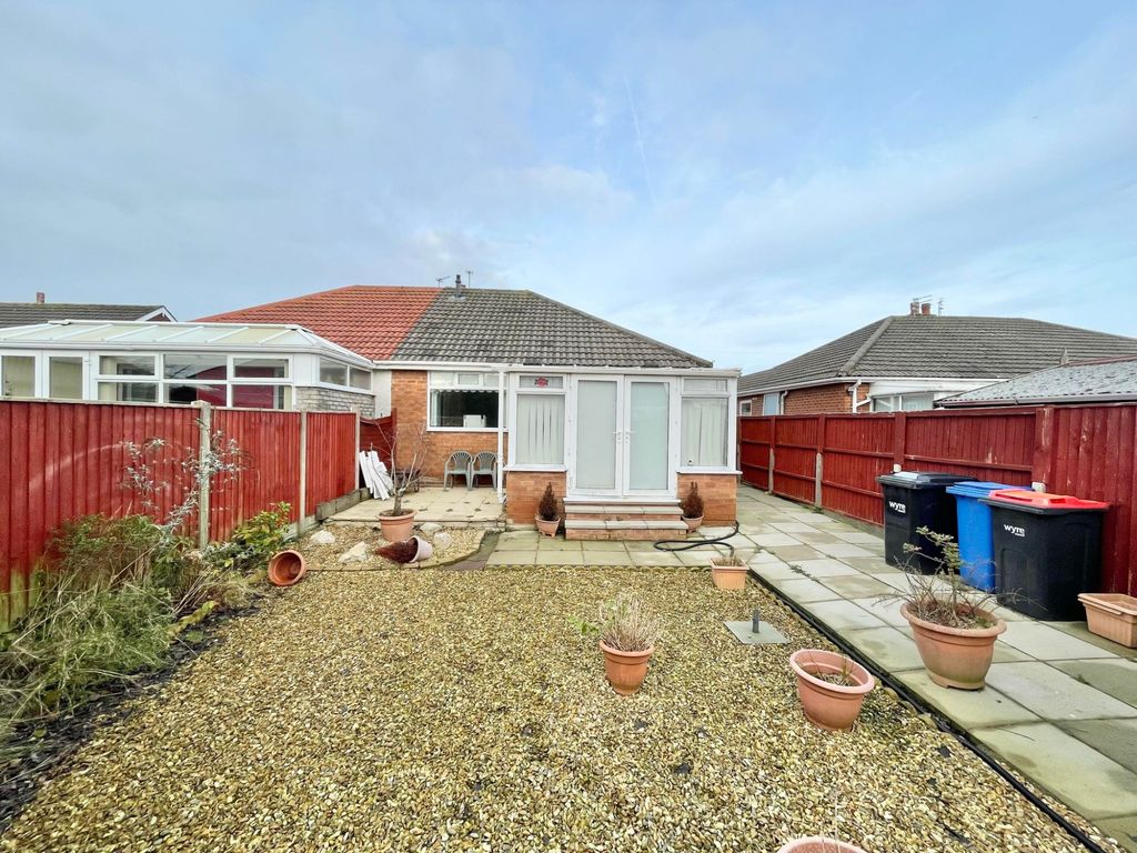 3 bed bungalow for sale in Eskdale Grove, Knott End On Sea FY6, £170,000