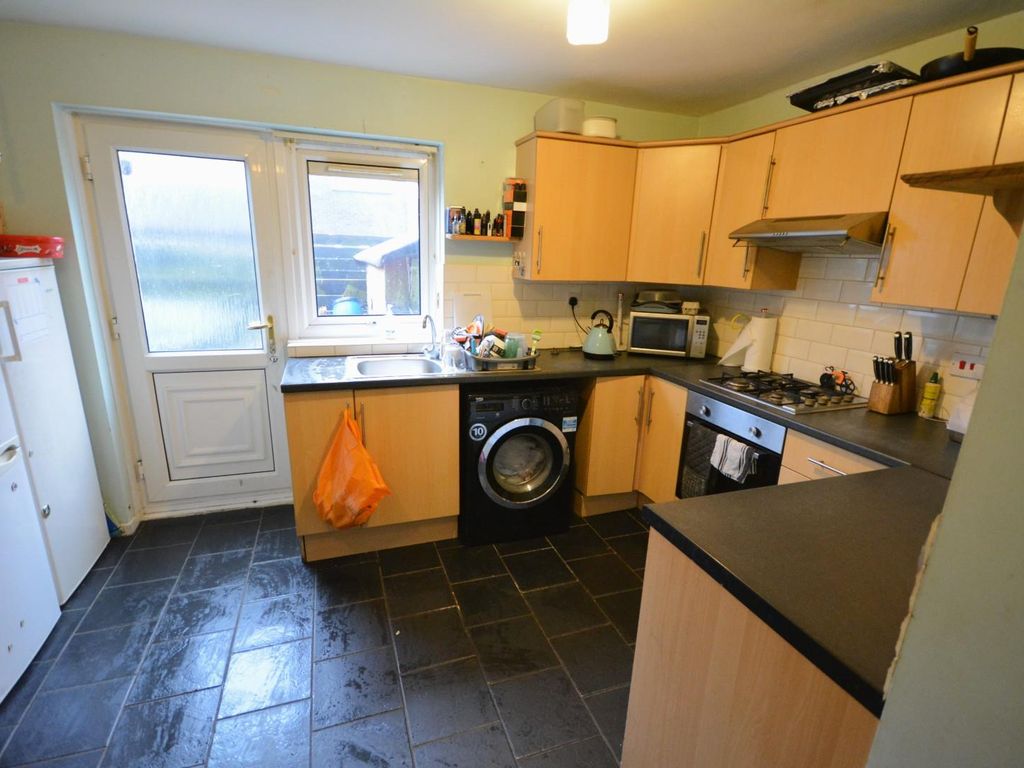 3 bed terraced house for sale in Bates Close, Newton Aycliffe DL5, £65,000