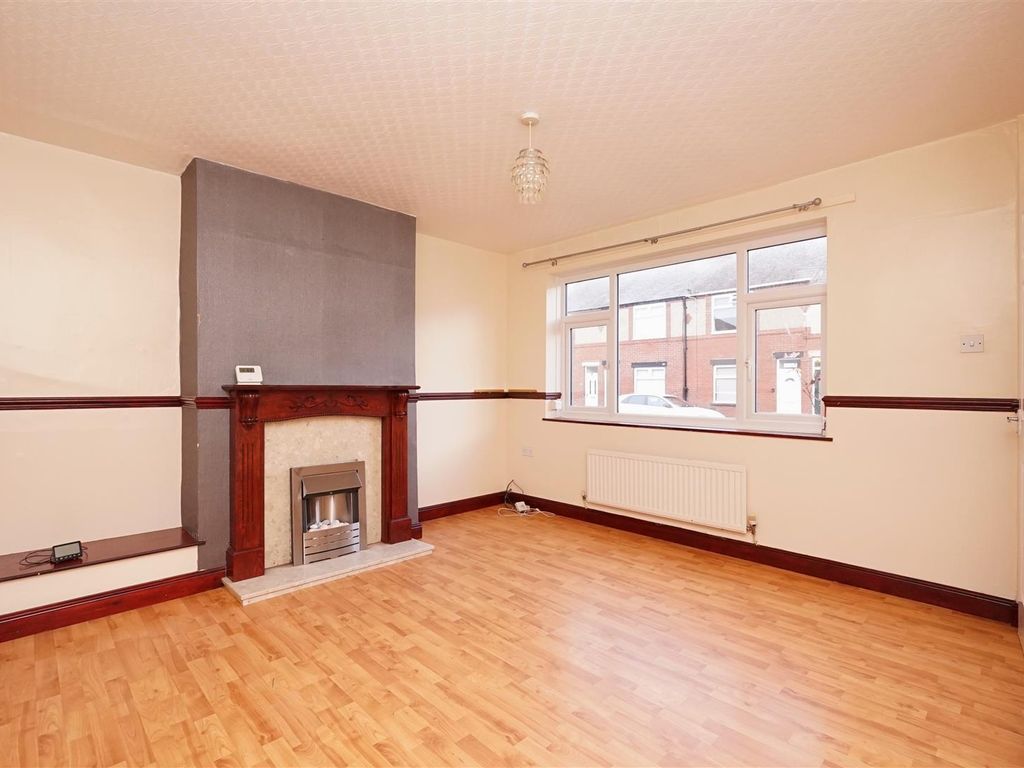 3 bed mews house for sale in Suffolk Street, Barrow-In-Furness LA13, £125,000