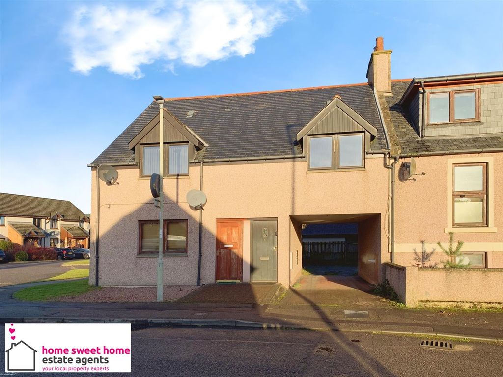 2 bed flat for sale in Telford Road, Inverness IV3, £125,000