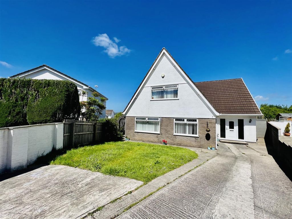 4 bed detached house for sale in Pen Y Morfa, Penclawdd, Swansea SA4, £350,000