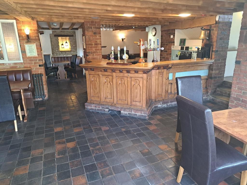 Hotel/guest house to let in The Old Mill Pub, Clifton Road, Newton Blossomville, Bedford, Buckinghamshire MK43, £30,000 pa