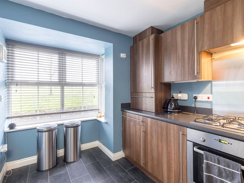 4 bed property for sale in Little Wood Grove, Bonnyrigg, Midlothian EH19, £255,000