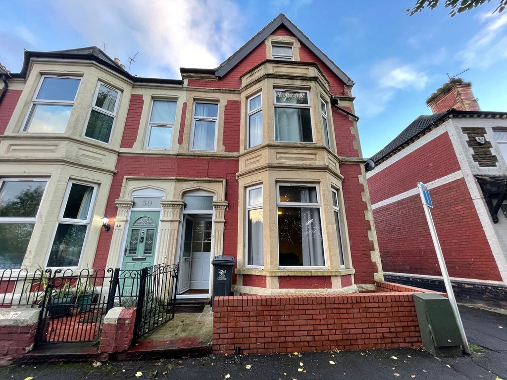 4 bed semi-detached house to rent in Clarence Embankment, Cardiff CF10, £2,500 pcm