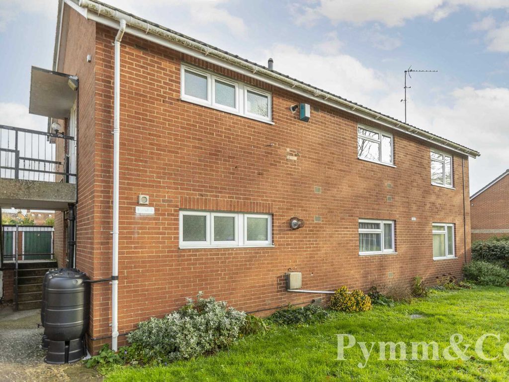 3 bed flat for sale in Beaumont Place, Norwich NR2, £230,000