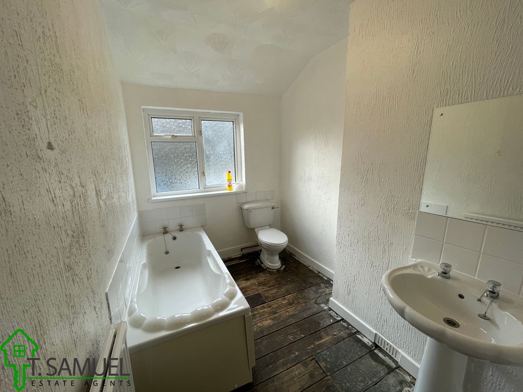 3 bed terraced house for sale in Nixonville, Merthyr Vale, Merthyr Tydfil CF48, £110,000