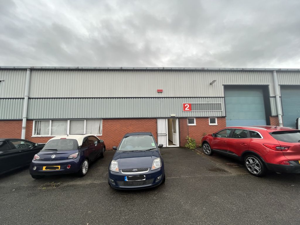 Warehouse to let in Ryder Close, Swadlincote DE11, £22,500 pa