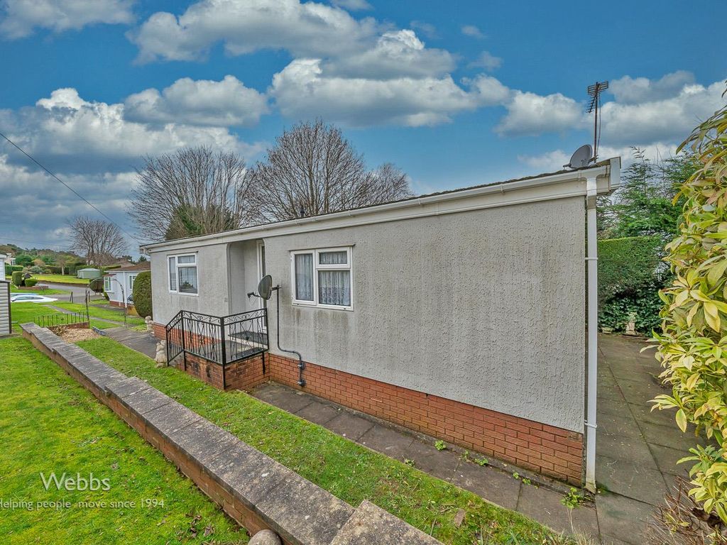 2 bed mobile/park home for sale in Ling Road, Huntington, Cannock WS12, £125,000