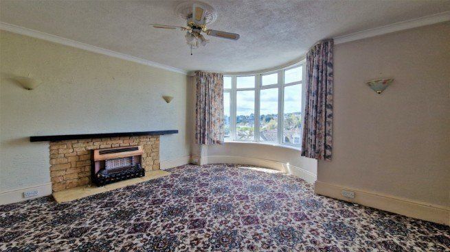 3 bed detached house for sale in Newton Road, Torquay TQ2, £230,000