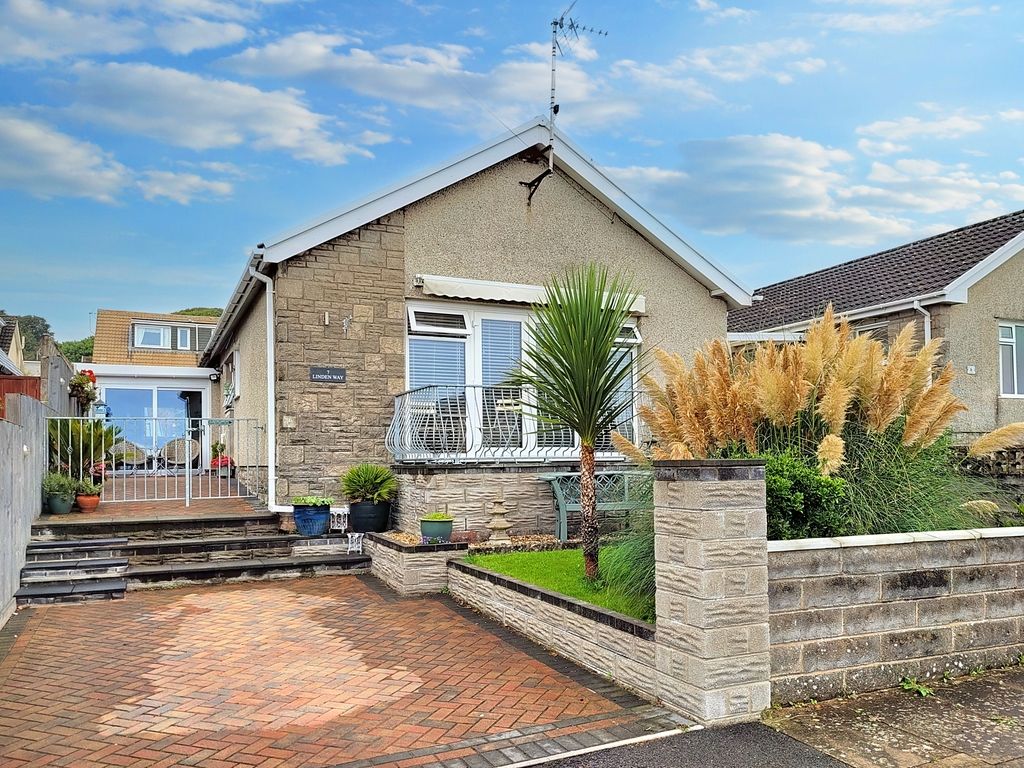 2 bed detached bungalow for sale in Linden Way, Porthcawl CF36, £395,000
