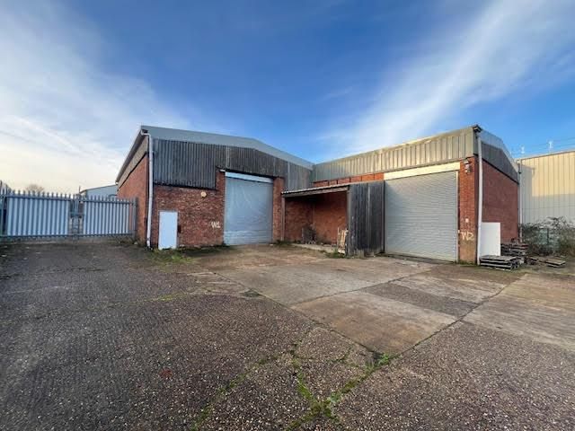 Light industrial to let in & 112B Coronation Road, Cressex Business Park, High Wycombe, Bucks HP12, £100,895 pa