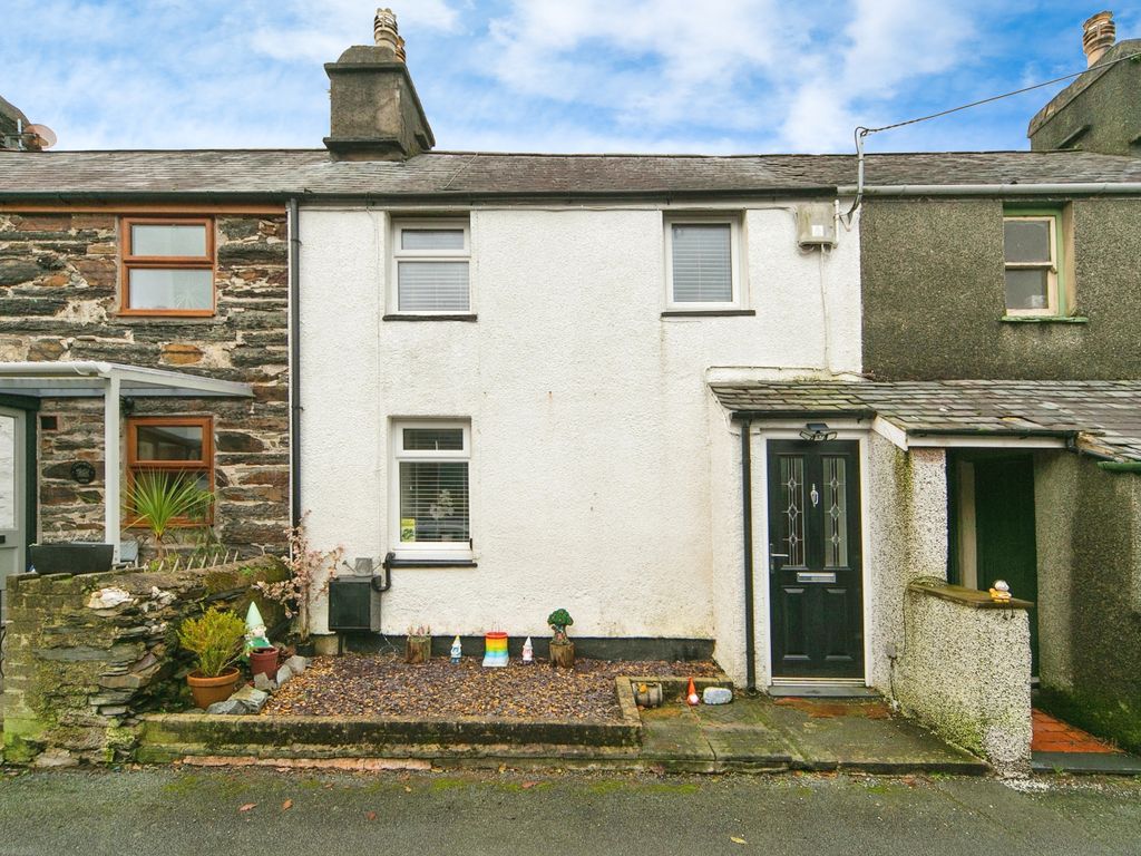 2 bed terraced house for sale in Penrhyndeudraeth, Gwynedd LL48, £110,000