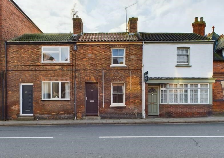 1 bed terraced house for sale in West Street, Alford LN13, £86,000