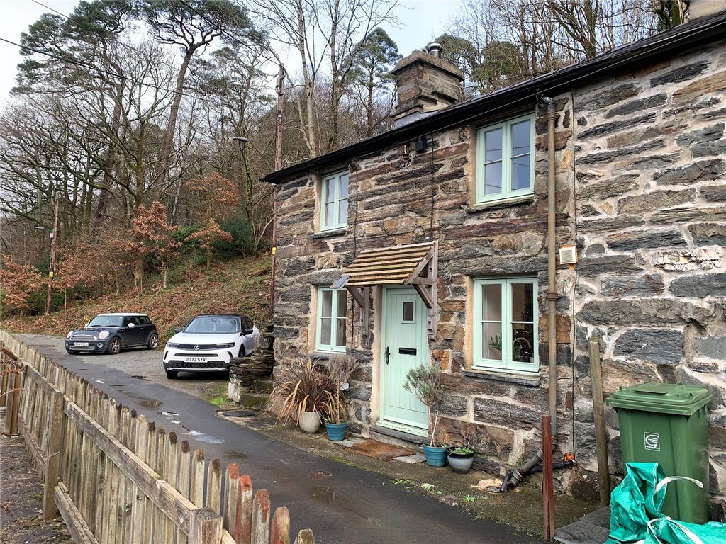 2 bed end terrace house for sale in Fron Fair, Maentwrog, Blaenau Ffestiniog, Gwynedd LL41, £170,000