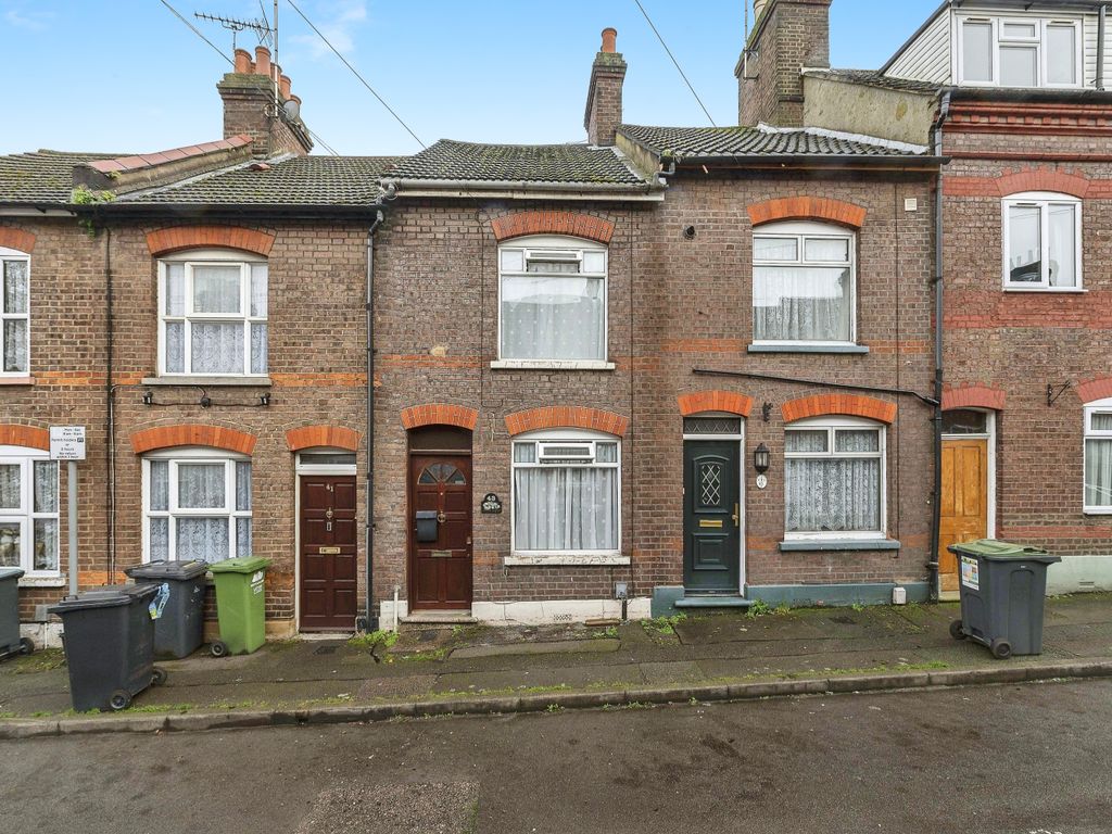 2 bed terraced house for sale in Tavistock Street, Luton, Bedfordshire LU1, £230,000