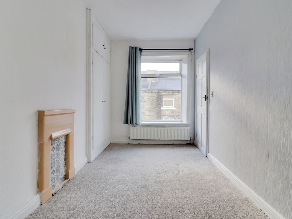 2 bed terraced house for sale in Baker Street, Lindley, Huddersfield, West Yorkshire HD3, £120,000