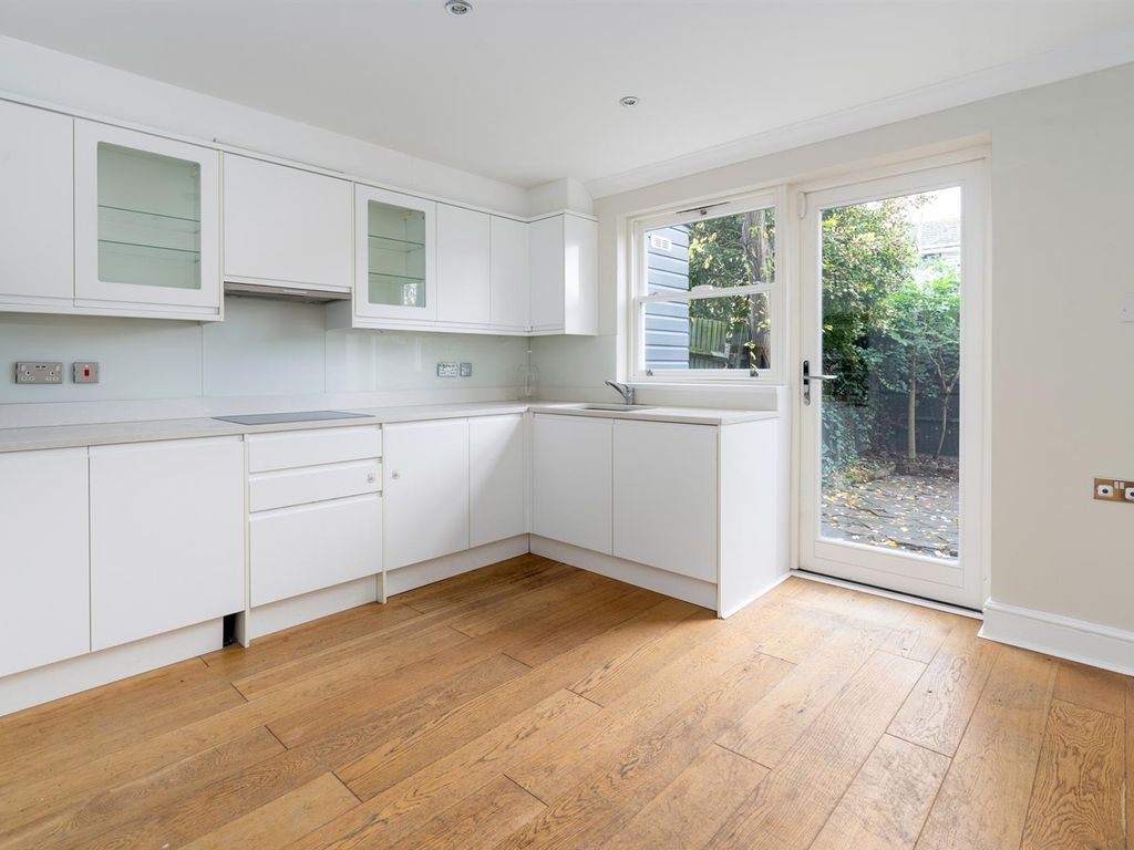 3 bed terraced house to rent in Ardleigh Road, London N1, £3,500 pcm