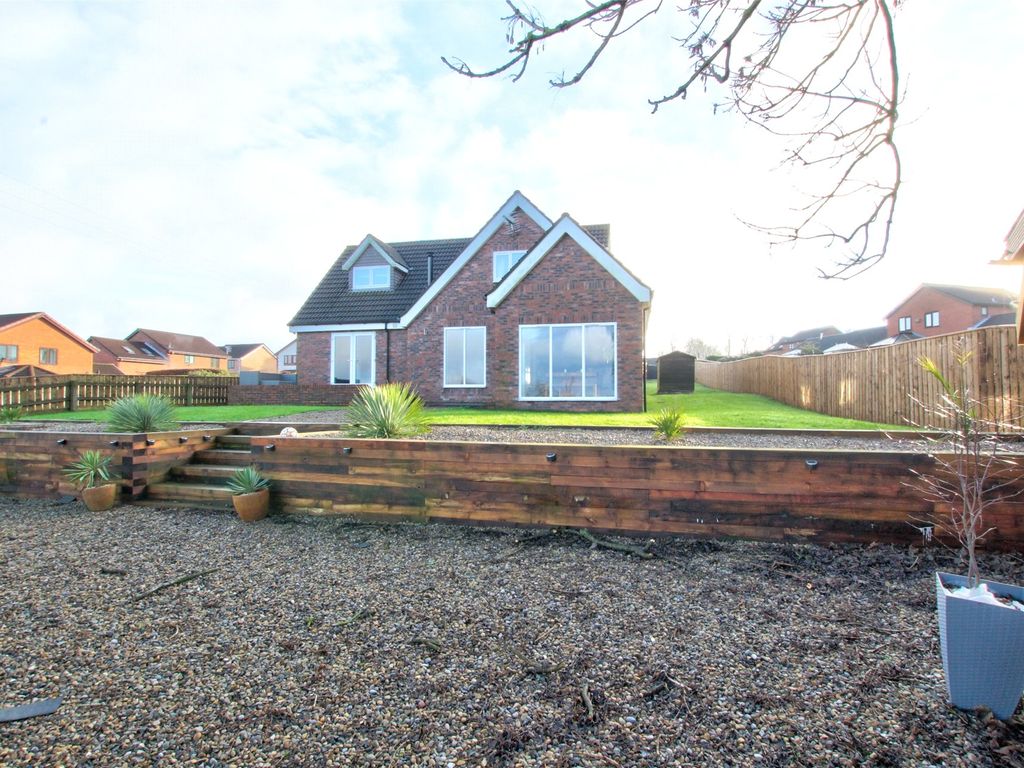 4 bed detached house for sale in Wood Lane, Ferryhill, County Durham DL17, £301,500