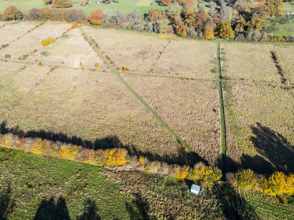 Land for sale in Warrengate Farm, Welwyn AL6, £80,000