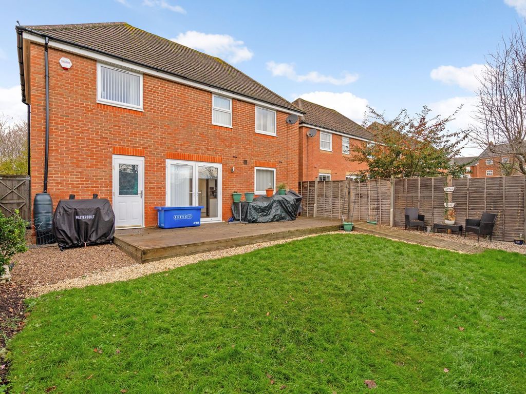 4 bed detached house for sale in Bushell Way, Arborfield RG2, £600,000