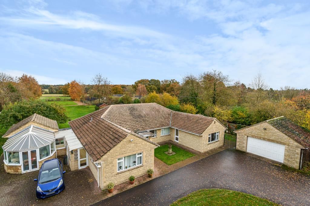 5 bed detached bungalow for sale in Appleton, Abingdon OX13, £1,500,000
