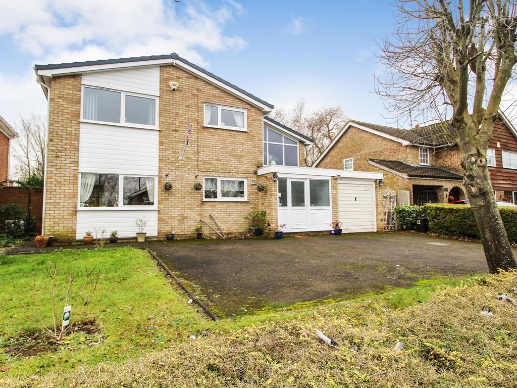 4 bed property for sale in Wentworth Way, Bletchley, Milton Keynes MK3, £650,000