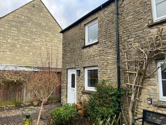 1 bed cottage for sale in Pleasant Row, Fairford GL7, £215,000